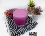 Foto langkah ke 4 dari resep Jus Buah Naga Susu.
