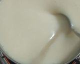 Foto langkah ke 2 dari resep Puding Susu Strawberry.