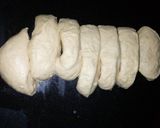A picture of step 3 of Coated filled doughnuts.