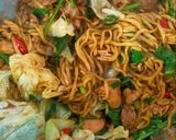 Foto langkah ke 6 dari resep Bakmi Jawa Goreng.