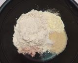 Foto langkah ke 1 dari resep Martabak mini (takaran sendok).