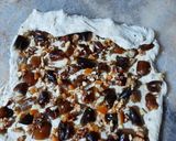 Une image de l'étape 8 de Pain semi complet gourmand 🌾 dattes orangettes noix amandes et noisettes 🍞.