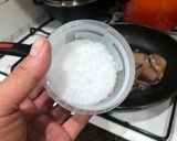 Foto del paso 5 de la receta: Bistec de ternera con guarnición de setas salteadas