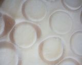 A picture of step 3 of Doughnuts.