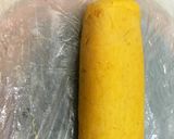 Hình bước làm 2 của món Bánh quy hình trái kiwi nướng chảo