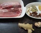 A picture of step 1 of Chinese Soya Sauce Beef Shank (Served Cold)鹵水牛展.