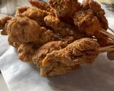 รูปขั้นตอนการทำที่ 10 ของ ช่อดอกไม้ไก่ทอด ไก่ทอดสูตรผู้พัน