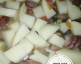Foto langkah ke 4 dari resep Semur Sosis Pedas.