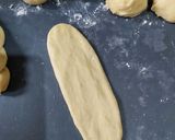 Foto langkah ke 4 dari resep Donat Kepang.