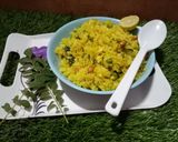 कांदे पोहे (Kande Pohe Recipe In Marathi) रेसिपी स्टेप 7 फोटो 