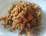Foto del paso 5 de la receta: Fideos yakisoba con pollo adobado