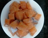 Hình bước làm 1 của món Cơm Chiên Cá Hồi