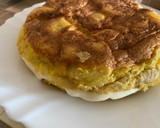 Foto del paso 6 de la receta: Tortilla rellena light y rápida (truco) y gordita y esponjosa