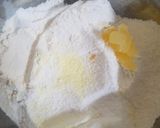 Foto langkah ke 1 dari resep Sponge Cake with Decoration Flower.