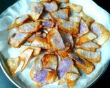 A picture of step 3 of Purple yam chips.
