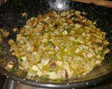 Foto del passaggio 2 della ricetta Tagliatelle funghi porcini e speck