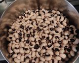 A picture of step 1 of Protein rich mix veg lobia chilla.