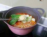 Hình bước làm 5 của món Canh Giá tương 콩나물 찌개