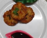 A picture of step 3 of Potatoes Tikki.