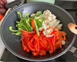 Foto del paso 4 de la receta: Mie-Noodles con pollo, verduras y salsa de ostras