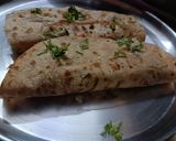 झटपट चपाती पासून फ्रँकी (Chapati Frankie Recipe In Marathi) रेसिपी स्टेप 5 फोटो 