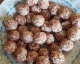 Egyszerű húsgombóc leves recept fázis 1 fotója