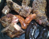 Foto del paso 7 de la receta: Asado a la parrilla de pecho y colita especiadas