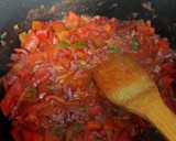 Foto del paso 5 de la receta: 🐔Pollo al chilindrón🍅🌶️🫑🧅