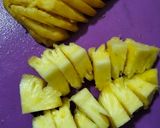 Foto langkah ke 1 dari resep Wedang Setup Nanas Pisang Mommylicious.