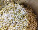 A picture of step 1 of Masala khichadi.