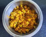 दुधीची मूग डाळ घालून केलेली भाजी (Dudhi Moong Dal Bhaji Recipe In Marathi) रेसिपी स्टेप 3 फोटो 