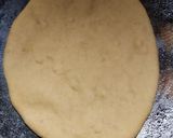 A picture of step 3 of Tandoori Roti.