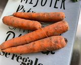 Une image de l'étape 9 de Poulet mariné aux carottes, champignons, épices et coriandre.