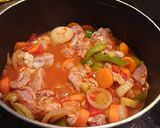 A picture of step 2 of Diced Turkey with Chorizo and Chickpeas.