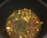 Foto del paso 2 de la receta: Muslos de pollo con salsa de anchoas y vinagre de módena
