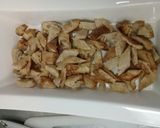 A picture of step 2 of Toasted Bread with yogurt Salata.