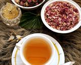 عکس مرحله 2 از دستور دمنوش گل محمدی