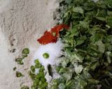 A picture of step 1 of Jowar methi paratha.