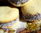 Foto del paso 3 de la receta: Alfajores de maicena de Doña Petrona