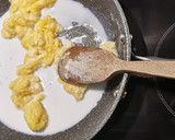 Foto del paso 3 de la receta: Bechamel para croquetas
