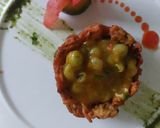 A picture of step 5 of Maggi basket with Ragda Paties.