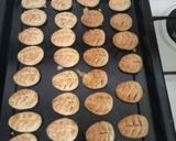 Foto langkah ke 8 dari resep Nastar Motif Daun.