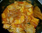 Foto langkah ke 6 dari resep Asam Pedas Ayam Nanas.