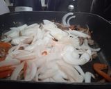 Foto del paso 2 de la receta: Fajitas con pimiento rojo