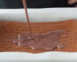 A picture of step 9 of Chocolate Tres Leches.