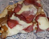 Foto del paso 7 de la receta: Pizza pastrami con cebollas caramelizadas