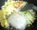 Foto langkah ke 4 dari resep Sohun Kuah Pedas.