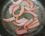 Foto del paso 1 de la receta: Arroz meloso de sèpia y gambones