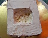 A picture of step 4 of Gift box cake.