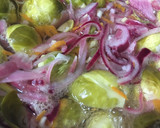 Foto del paso 3 de la receta: Repollitos de Bruselas en escabeche